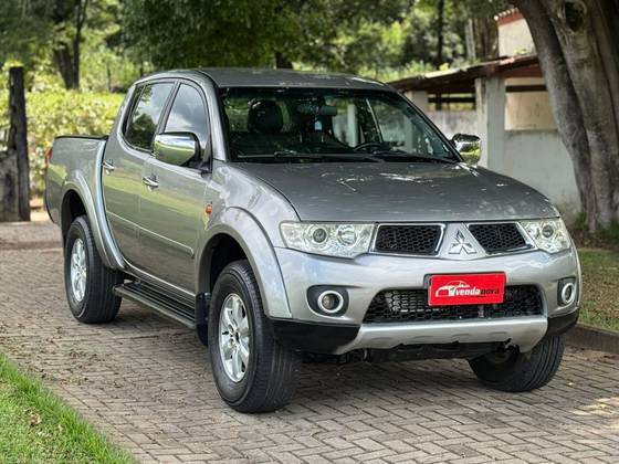 MITSUBISHI L200 TRITON 3.2 HPE 4X4 CD 16V TURBO INTERCOOLER DIESEL 4P AUTOMÁTICO